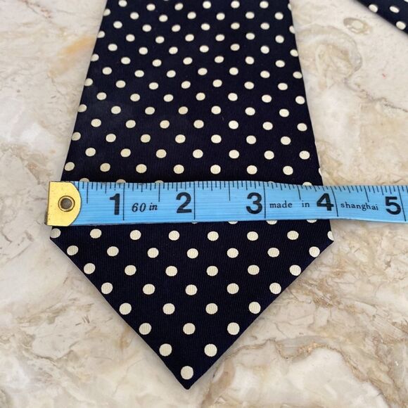 Avanzata for Harry Rosen 100% Silk Polka Dot Tie - Picture 6 of 6